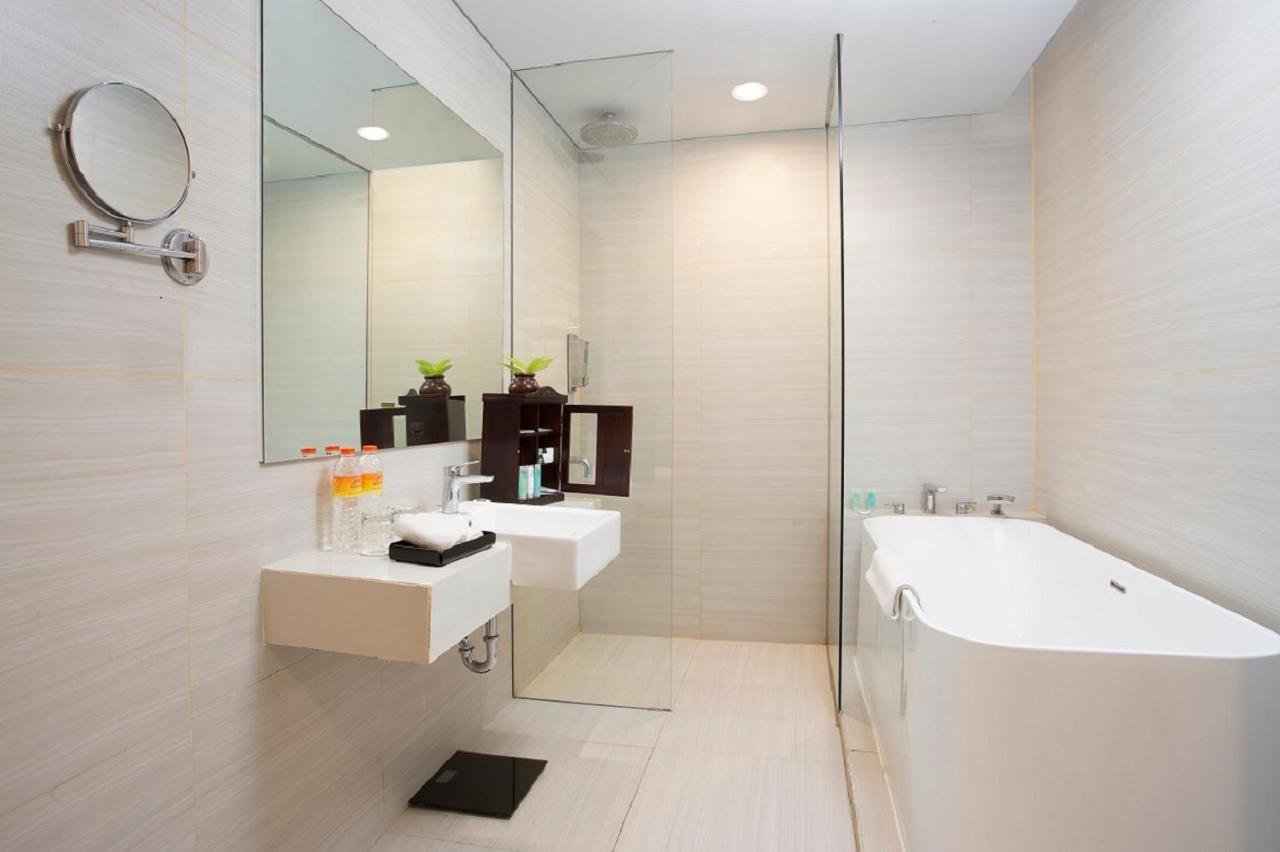 Khas Gresik Hotel Ngoại thất bức ảnh