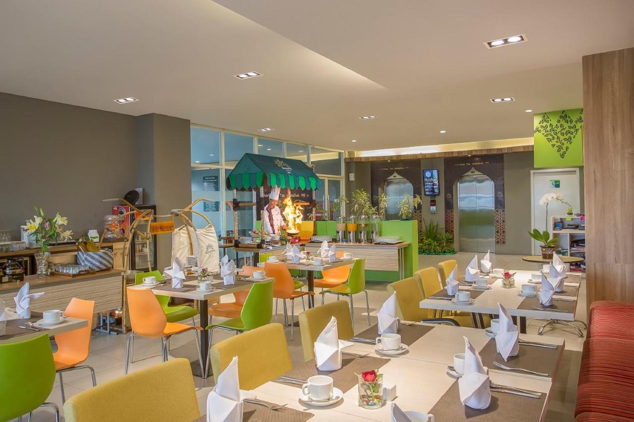 Khas Gresik Hotel Ngoại thất bức ảnh